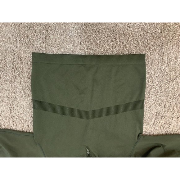 Victoria Secret PINK Active M/L 1/4 Zip Army Green Cropped L/S Top Thumbholes - Picture 6 of 10